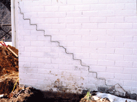 stair step cracks in concrete block walls